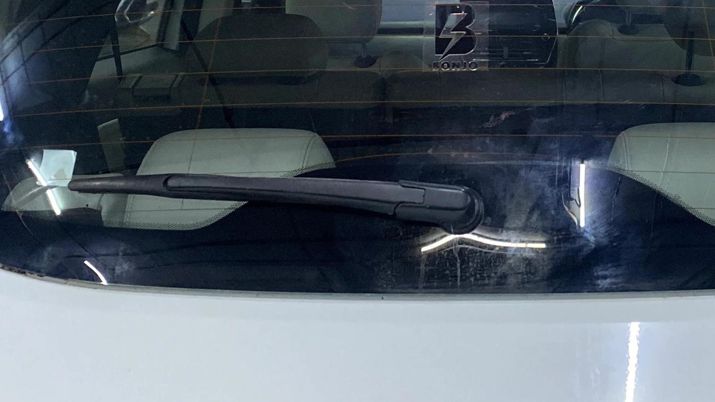 2022 Tata Safari XZA PLUS, Diesel, Automatic, 84,595 km, Rear Wiper