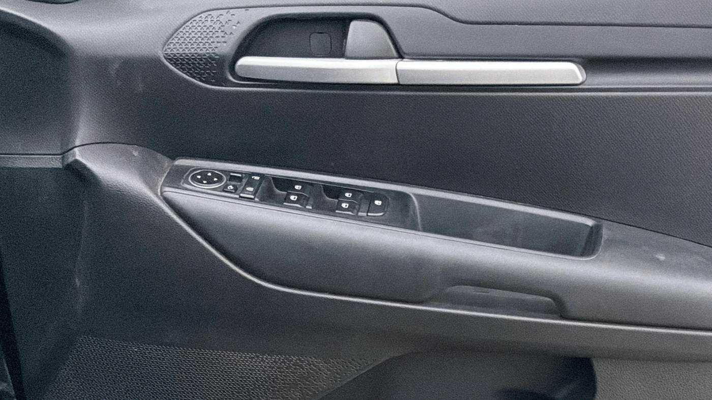 2021 KIA SONET HTK PLUS 1.0 DCT, Petrol, Automatic, 51,345 km, Driver Side Door Panels Control