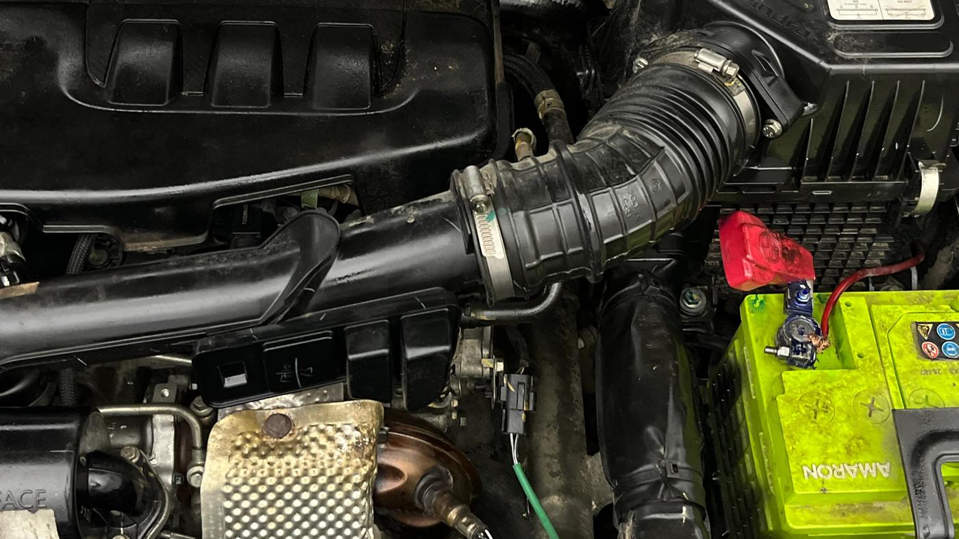 2020 Mahindra XUV300 W8 1.2 PETROL, Petrol, Manual, 79,309 km, Engine View