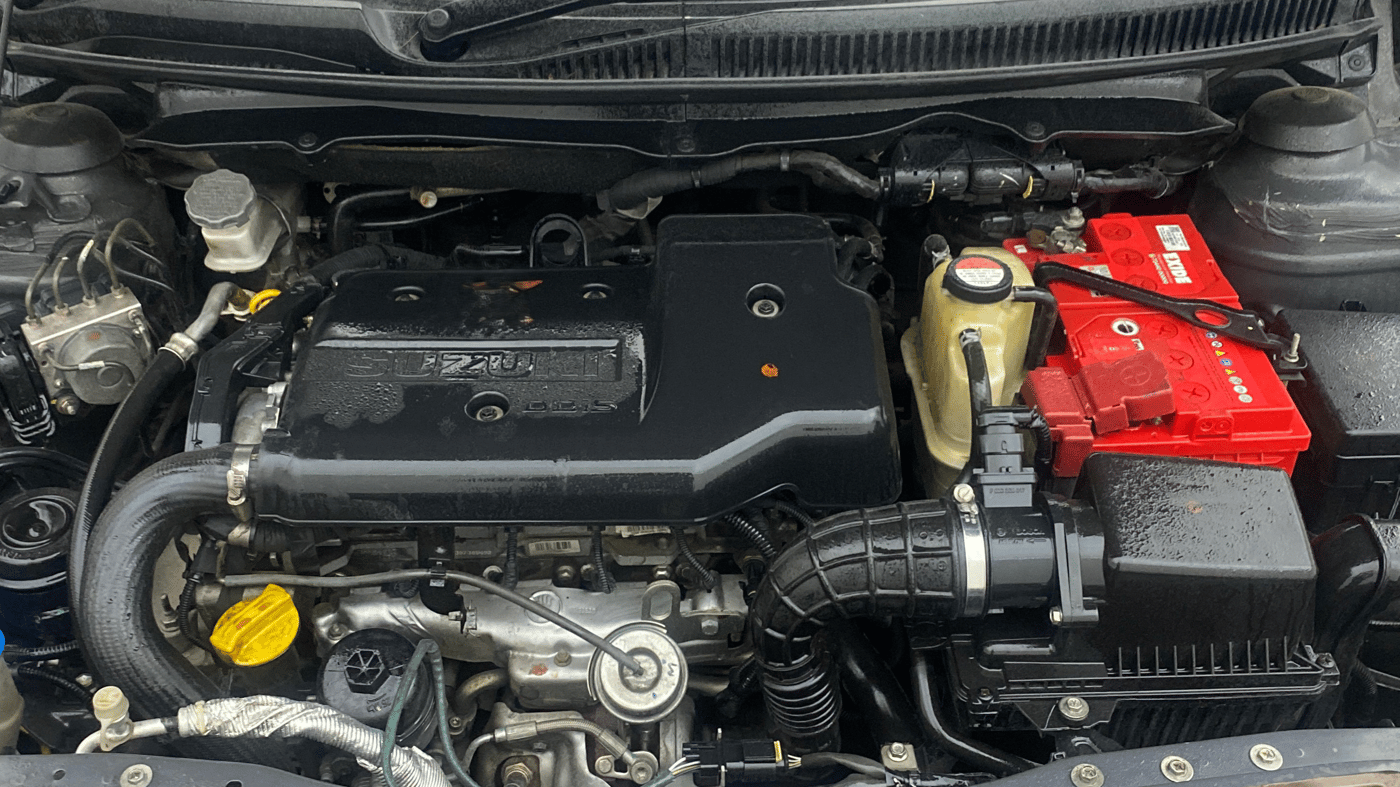 2017 Maruti Ciaz ZDI+ SHVS, Diesel, Manual, 1,04,344 km, Engine View