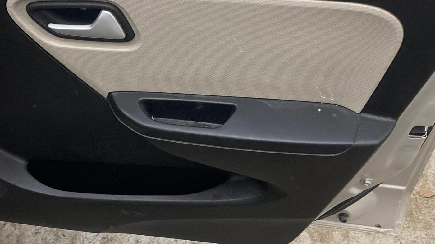 2019 Maruti Alto LXI O, Petrol, Manual, 58,465 km, Driver Side Door Panels Control
