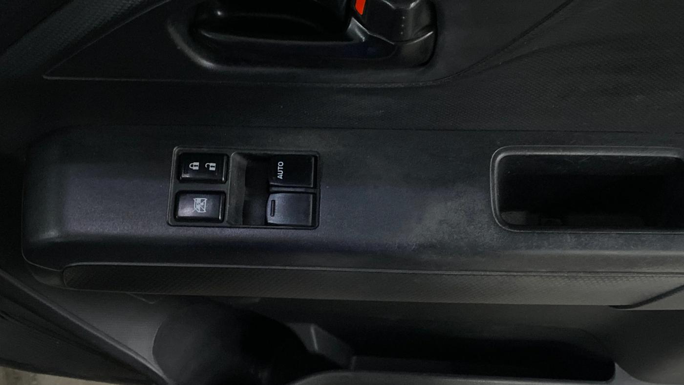 2021 Maruti New Wagon-R LXI CNG (O) 1.0, CNG, Manual, 51,205 km, Driver Side Door Panels Control