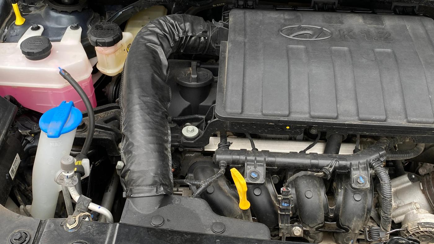 2023 Hyundai GRAND I10 NIOS SPORTZ AMT 1.2 KAPPA VTVT, Petrol, Automatic, 8,326 km, Engine View - Right