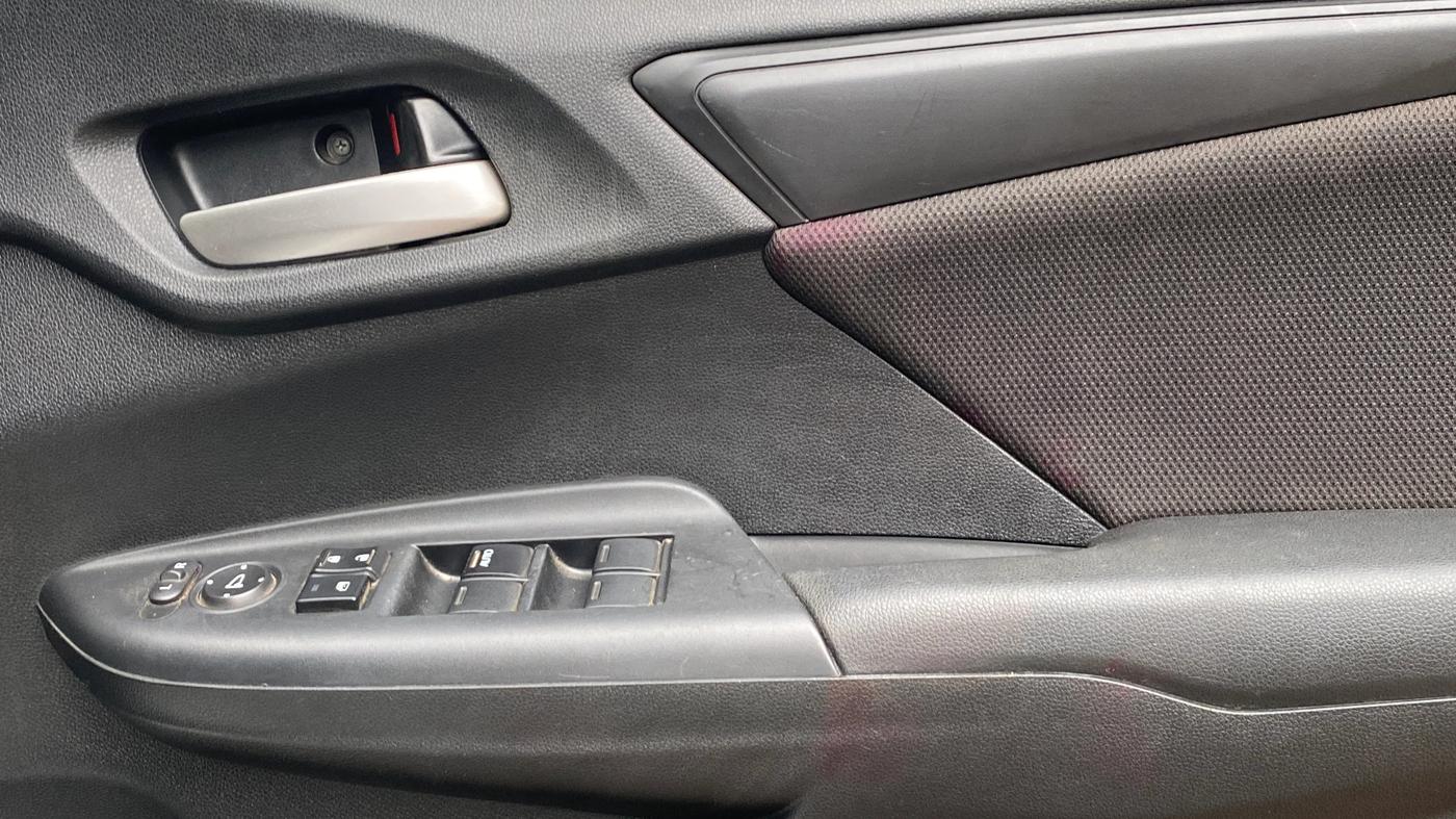 2020 Honda WR-V 1.2L I-VTEC SV MT, Petrol, Manual, 30,021 km, Driver Side Door Panels Control