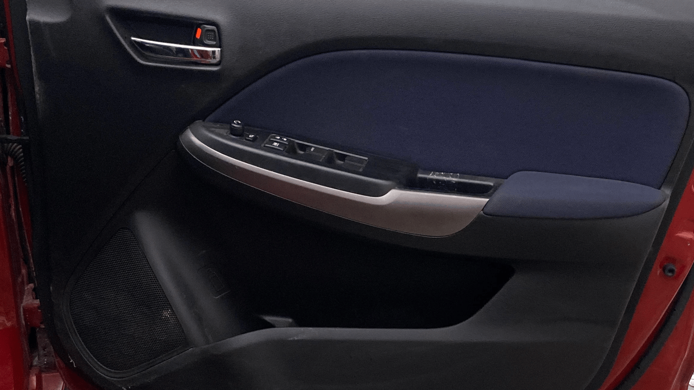 2020 Toyota Glanza V CVT, Petrol, Automatic, 42,083 km, Driver Side Door Panels Control