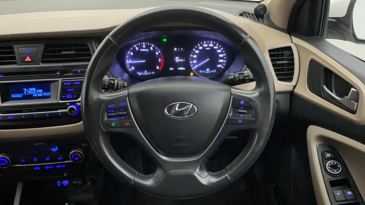 2015 Hyundai Elite i20 ASTA 1.2, Petrol, Manual, 14,498 km, Steering Wheel Close Up