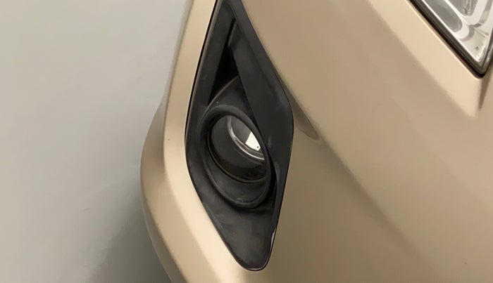 2014 Maruti Ertiga VXI CNG, CNG, Manual, 59,133 km, Right fog light - Not working