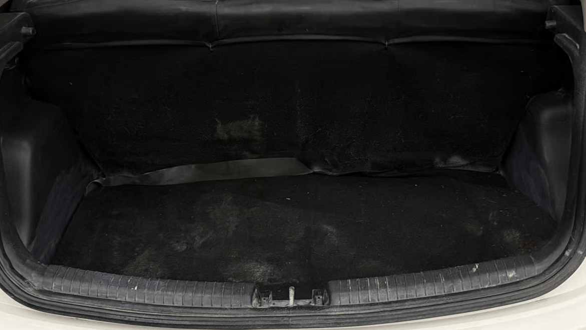 2017 Hyundai Grand i10 ASTA 1.2 KAPPA VTVT, Petrol, Manual, 96,012 km, Boot Inside