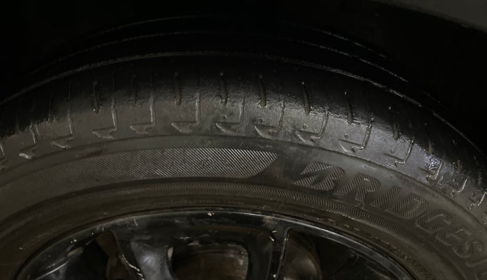 2022 Maruti IGNIS ZETA 1.2, CNG, Manual, 50,289 km, Left Front Tyre Tread