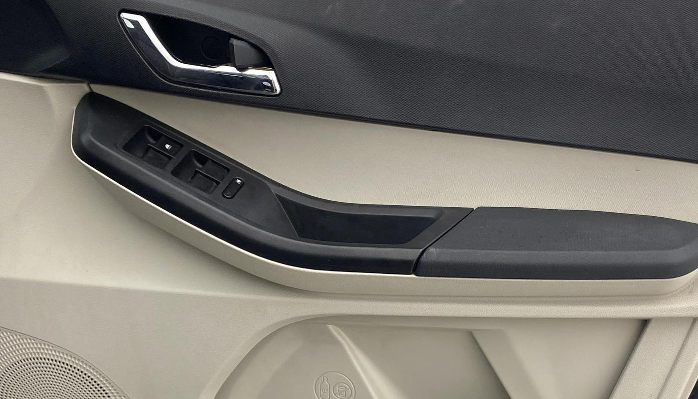2022 Tata Tiago XZA PLUS PETROL, Petrol, Automatic, 37,767 km, Driver Side Door Panels Control