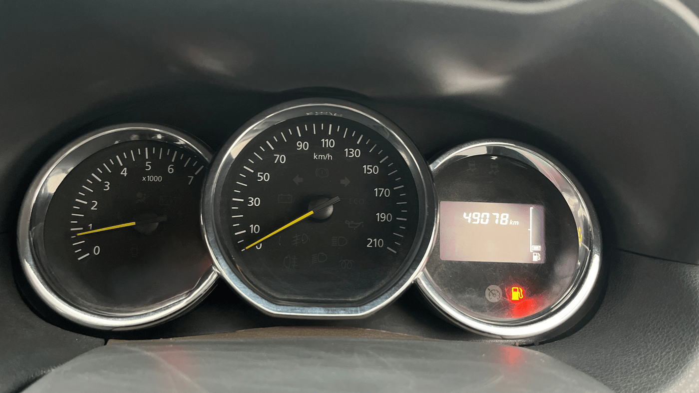2016 Renault Duster RXL 1.6 PETROL, Petrol, Manual, 49,077 km, Odometer Image