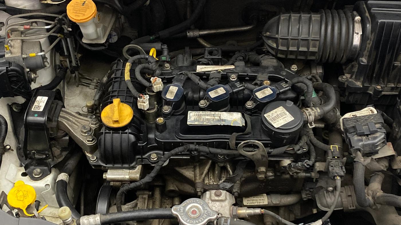 2021 Tata ALTROZ XM PLUS PETROL, Petrol, Manual, 65,950 km, Engine View - Right
