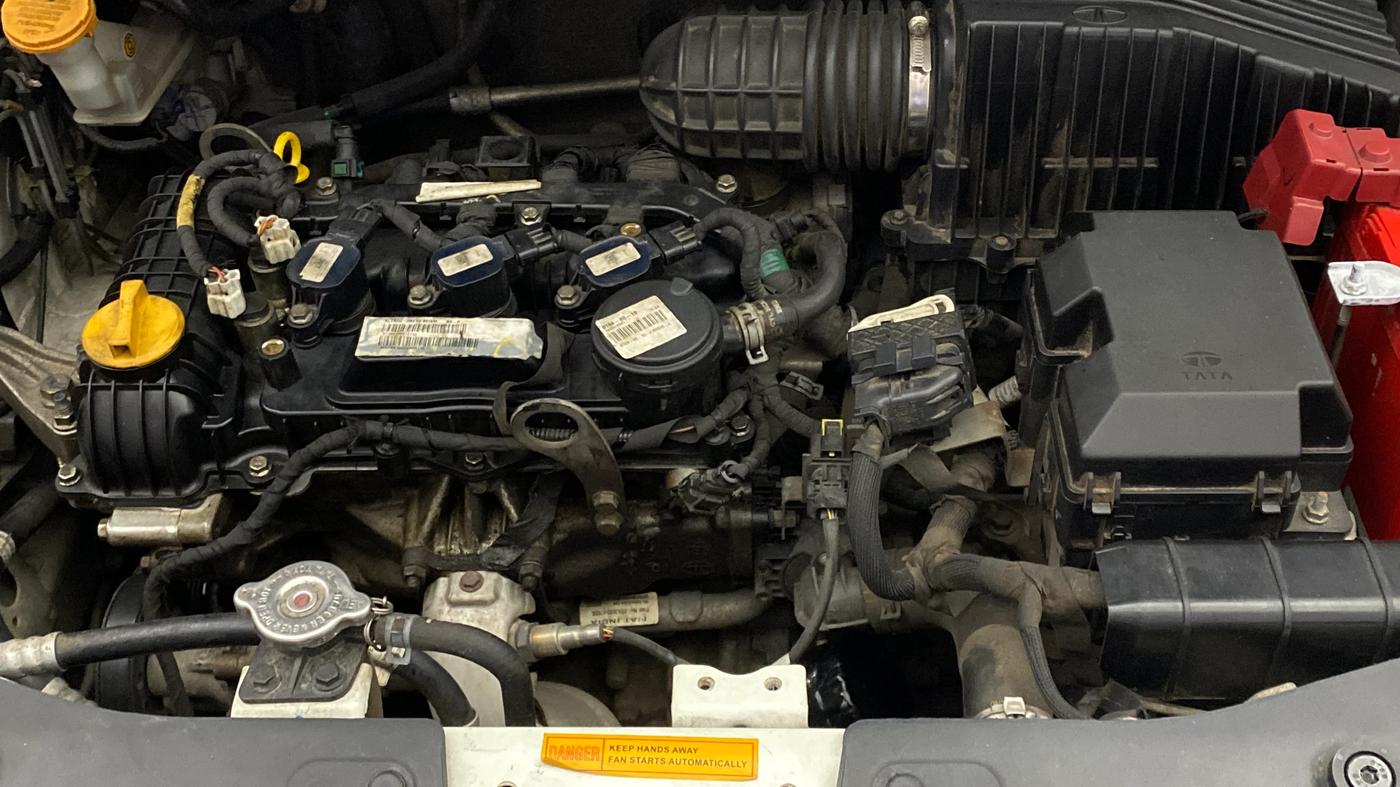 2021 Tata ALTROZ XM PLUS PETROL, Petrol, Manual, 65,950 km, Engine View