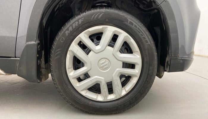 2017 Maruti Vitara Brezza VDI (O), Diesel, Manual, 70,600 km, Right Front Wheel