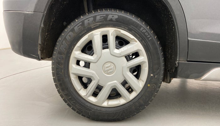 2017 Maruti Vitara Brezza VDI (O), Diesel, Manual, 70,600 km, Right Rear Wheel