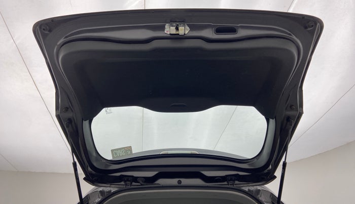 2017 Maruti Vitara Brezza VDI (O), Diesel, Manual, 70,600 km, Boot Door Open