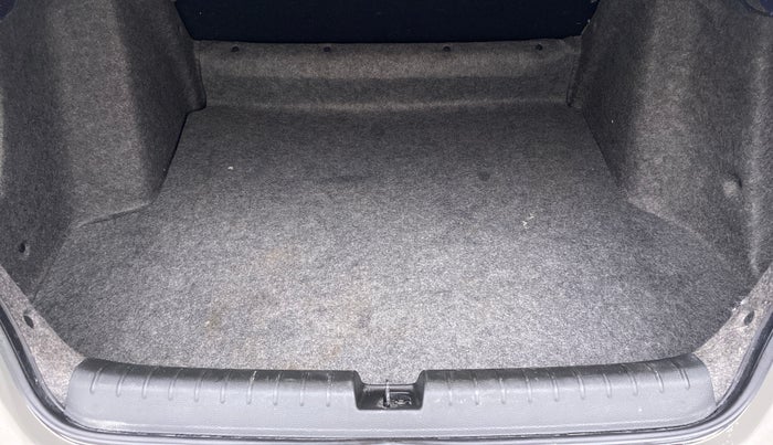 2022 Honda City V MT PETROL, Petrol, Manual, 34,190 km, Boot Inside