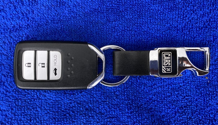 2022 Honda City V MT PETROL, Petrol, Manual, 34,190 km, Key Close Up