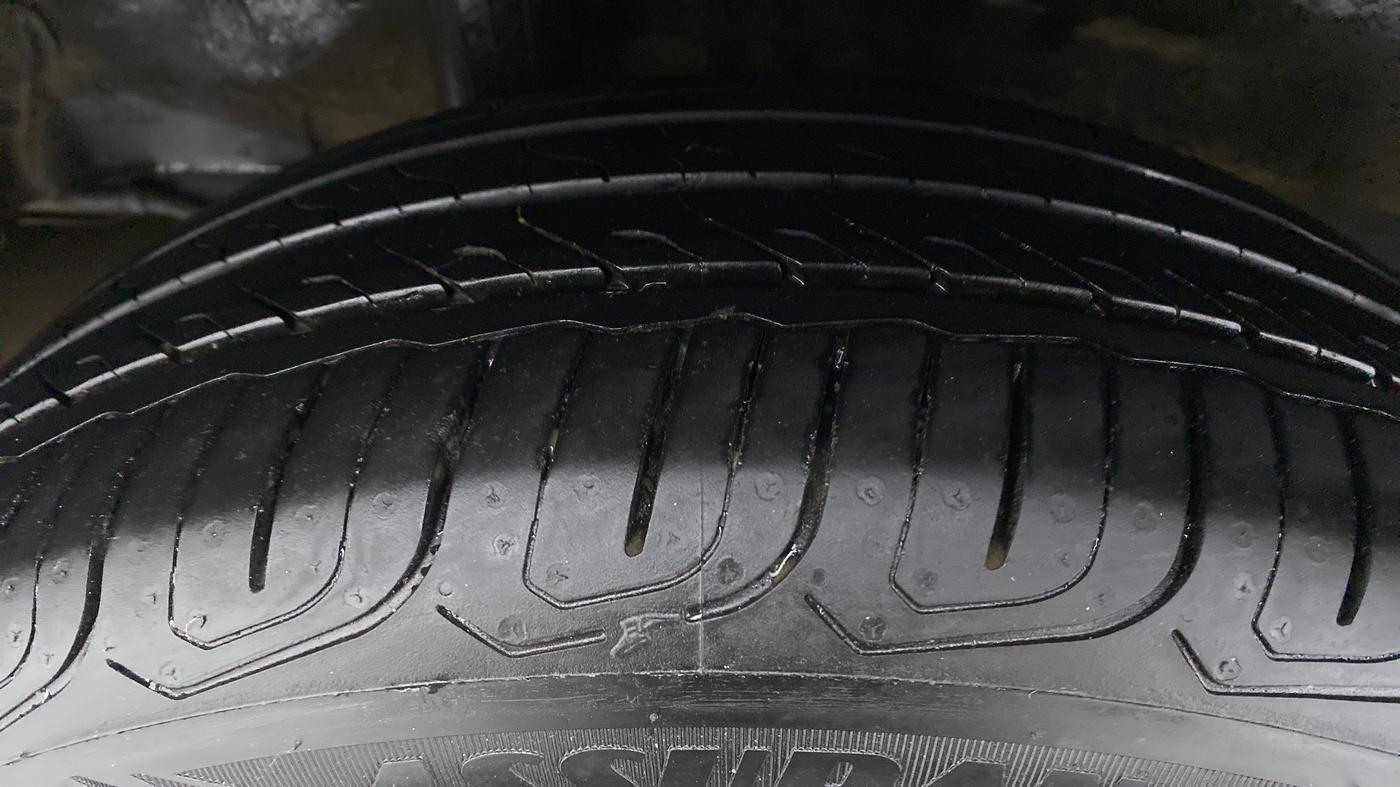 2022 Honda City V MT PETROL, Petrol, Manual, 34,190 km, Right Rear Tyre Tread