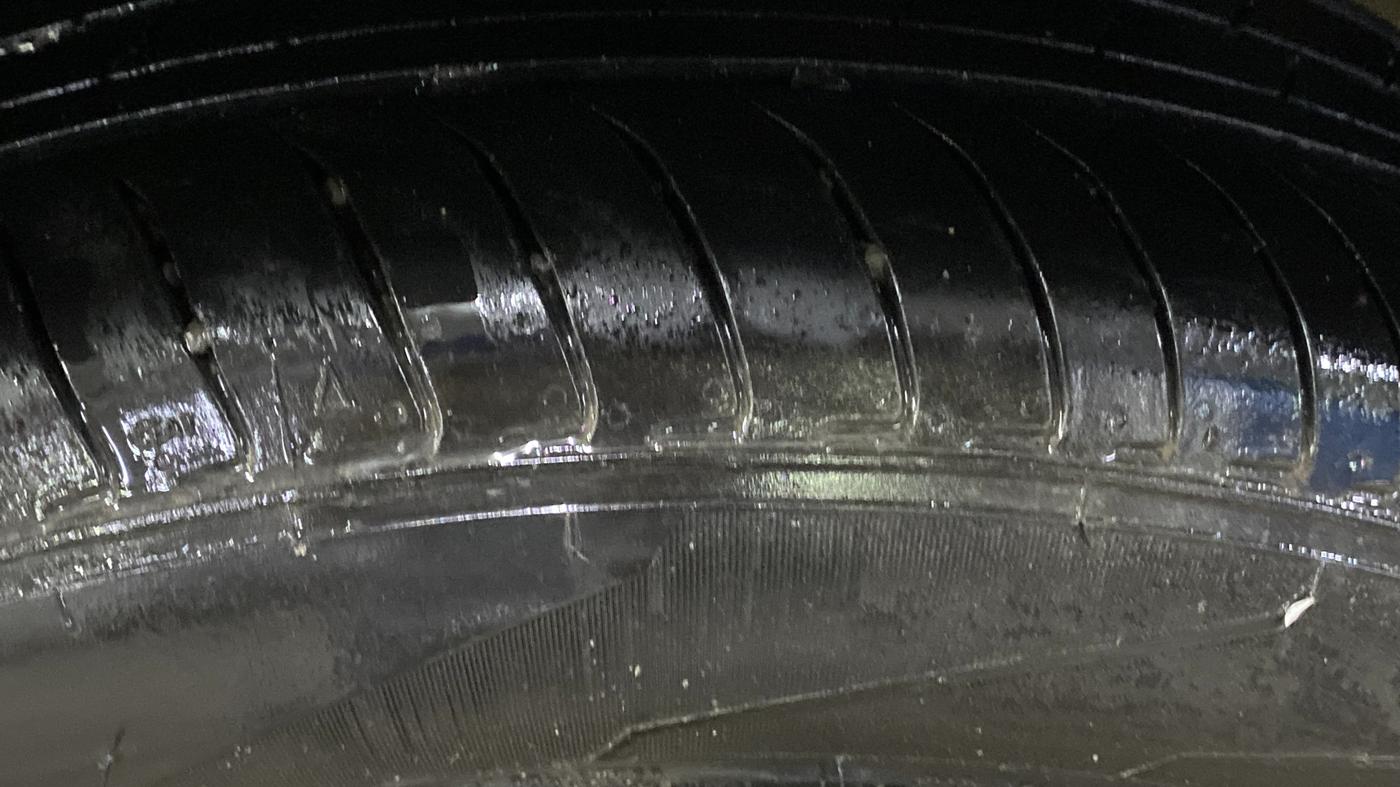 2025 Hyundai EXTER SX(O) CONNECT 1.2 AMT, Petrol, Automatic, 8,069 km, Left Rear Tyre Tread