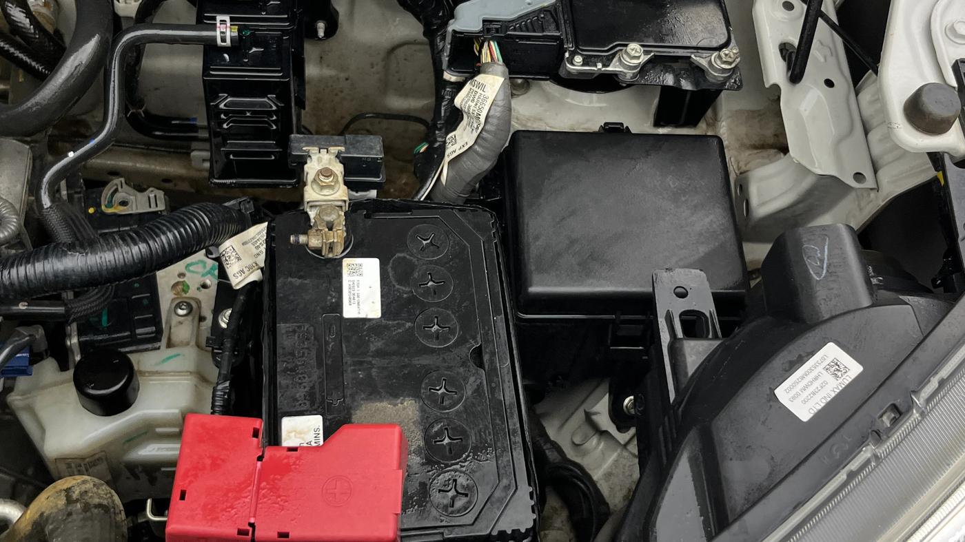 2023 Maruti S PRESSO VXI (O) AMT, Petrol, Automatic, 31,710 km, Engine View - Left