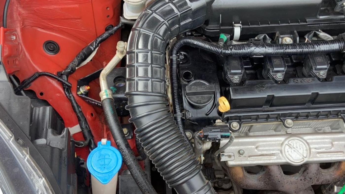 2022 Maruti Swift ZXI PLUS DUAL TONE, Petrol, Manual, 35,482 km, Engine View - Right