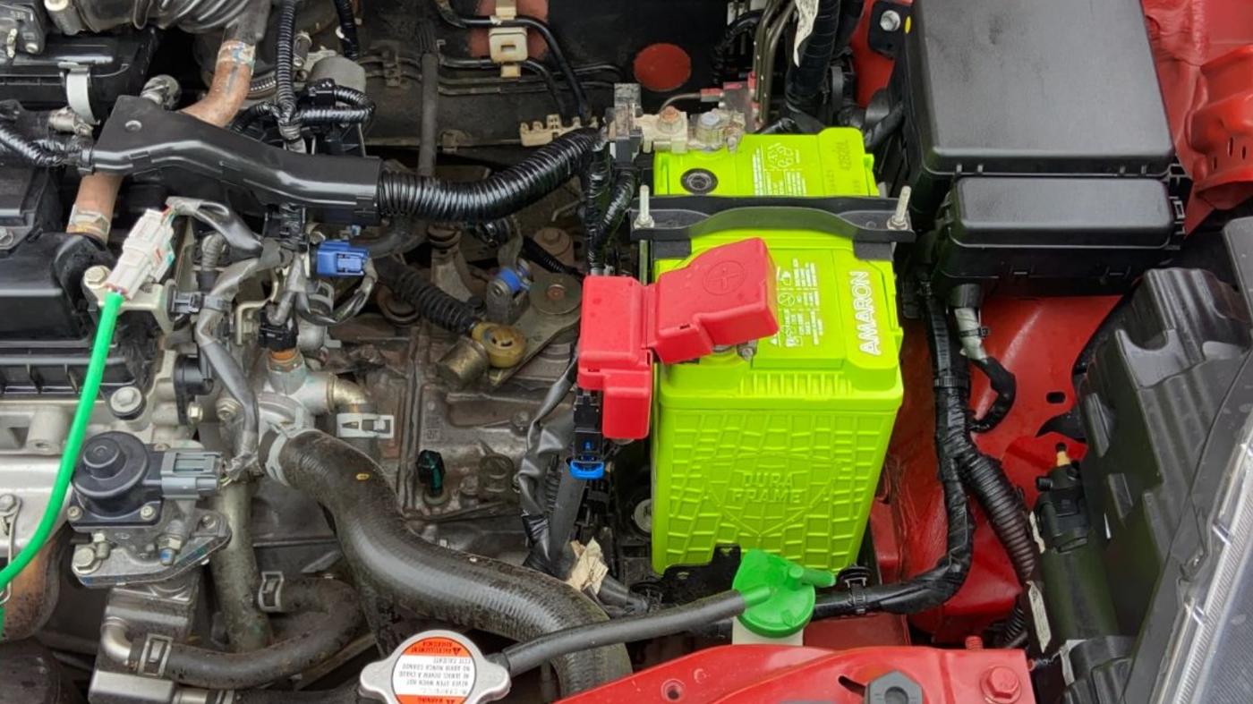2022 Maruti Swift ZXI PLUS DUAL TONE, Petrol, Manual, 35,482 km, Engine View - Left