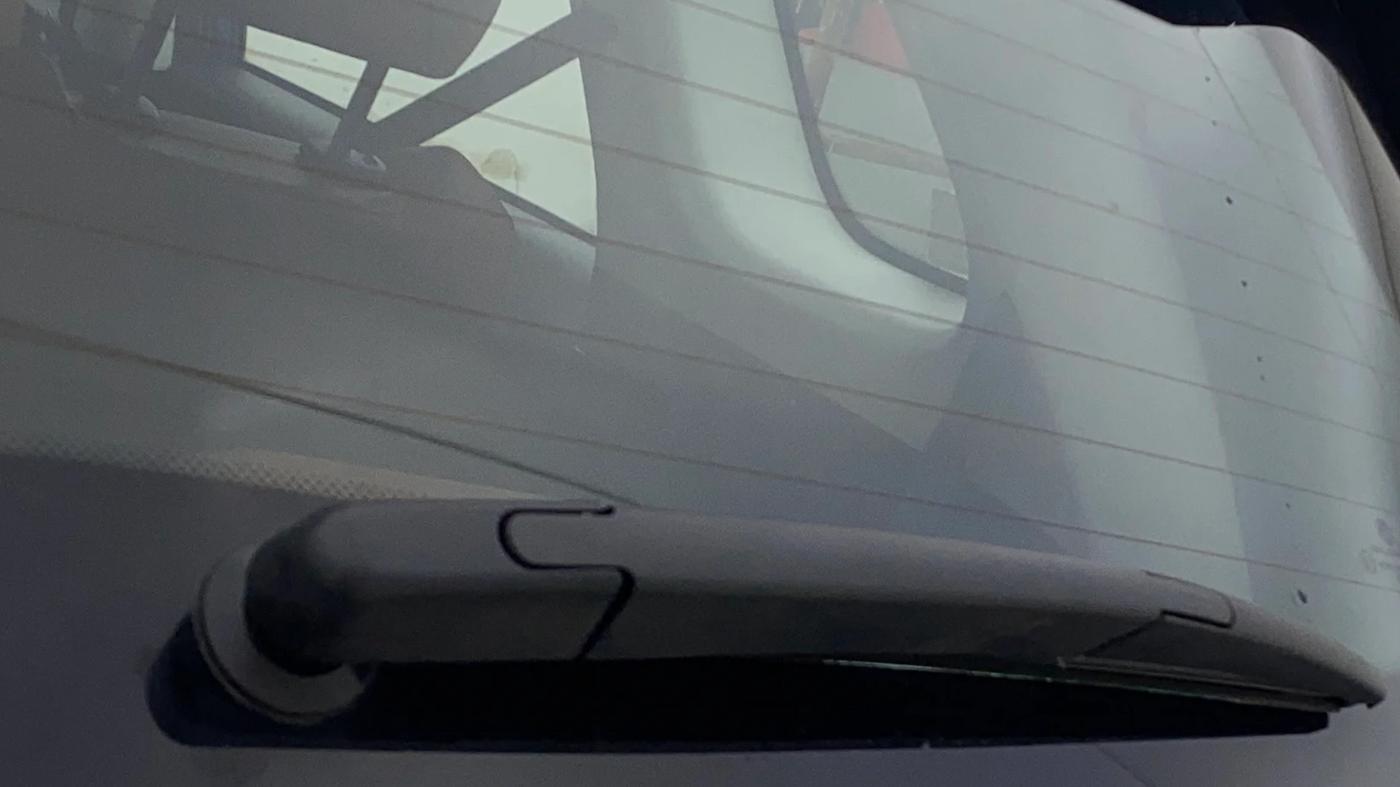 2020 MG HECTOR PLUS SHARP 1.5 PETROL TURBO DCT 6-STR, Petrol, Automatic, 41,852 km, Rear Wiper