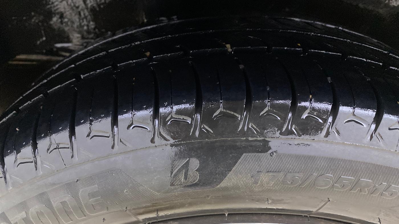 2022 Honda City 1.5L I-VTEC V MT 5TH GEN, Petrol, Manual, 1,01,250 km, Left Rear Tyre Tread
