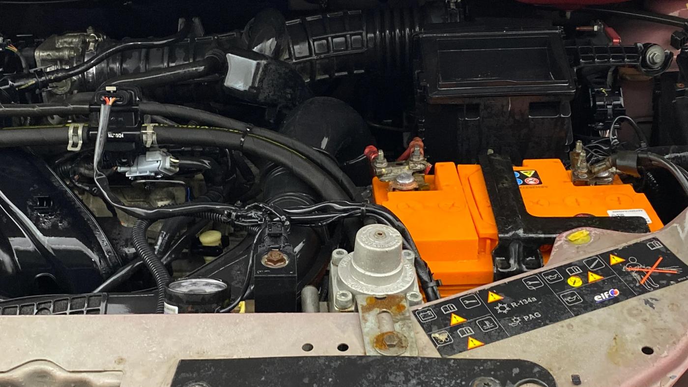 2019 Nissan Kicks XL 1.5, CNG, Manual, 55,560 km, Engine View - Left