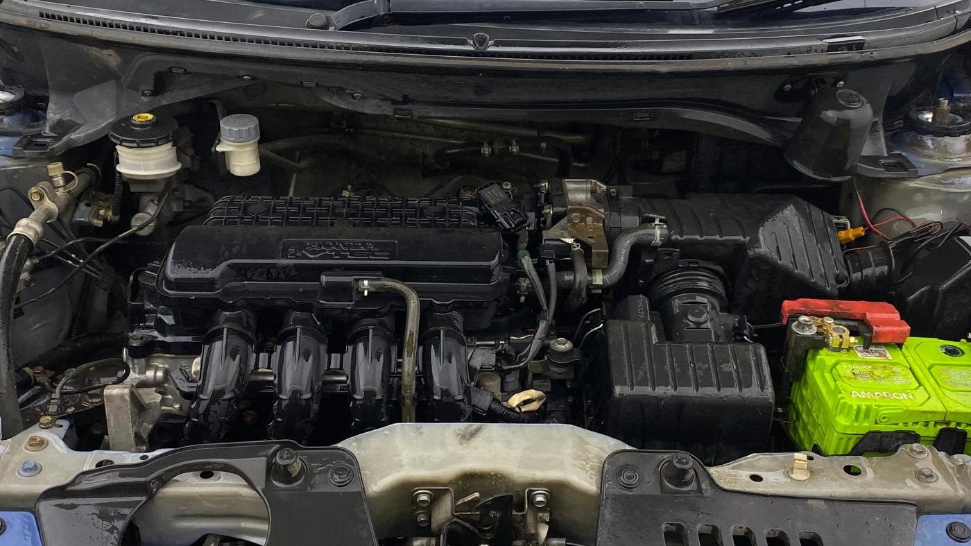 2013 Honda Amaze 1.2L I-VTEC EX, Petrol, Manual, 1,16,263 km, Engine View