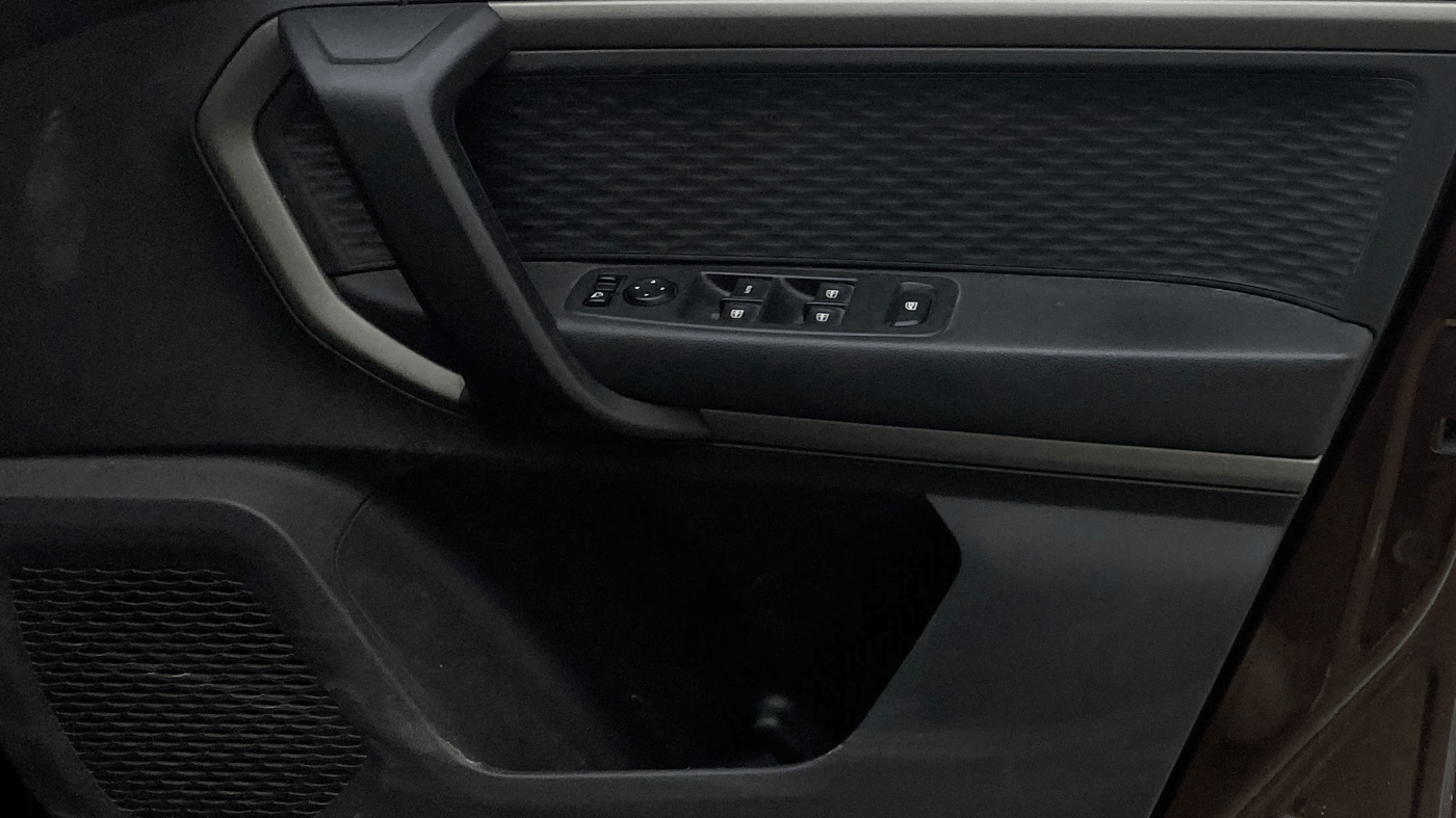 2021 Renault Kiger RXZ TURBO CVT, Petrol, Automatic, 74,919 km, Driver Side Door Panels Control