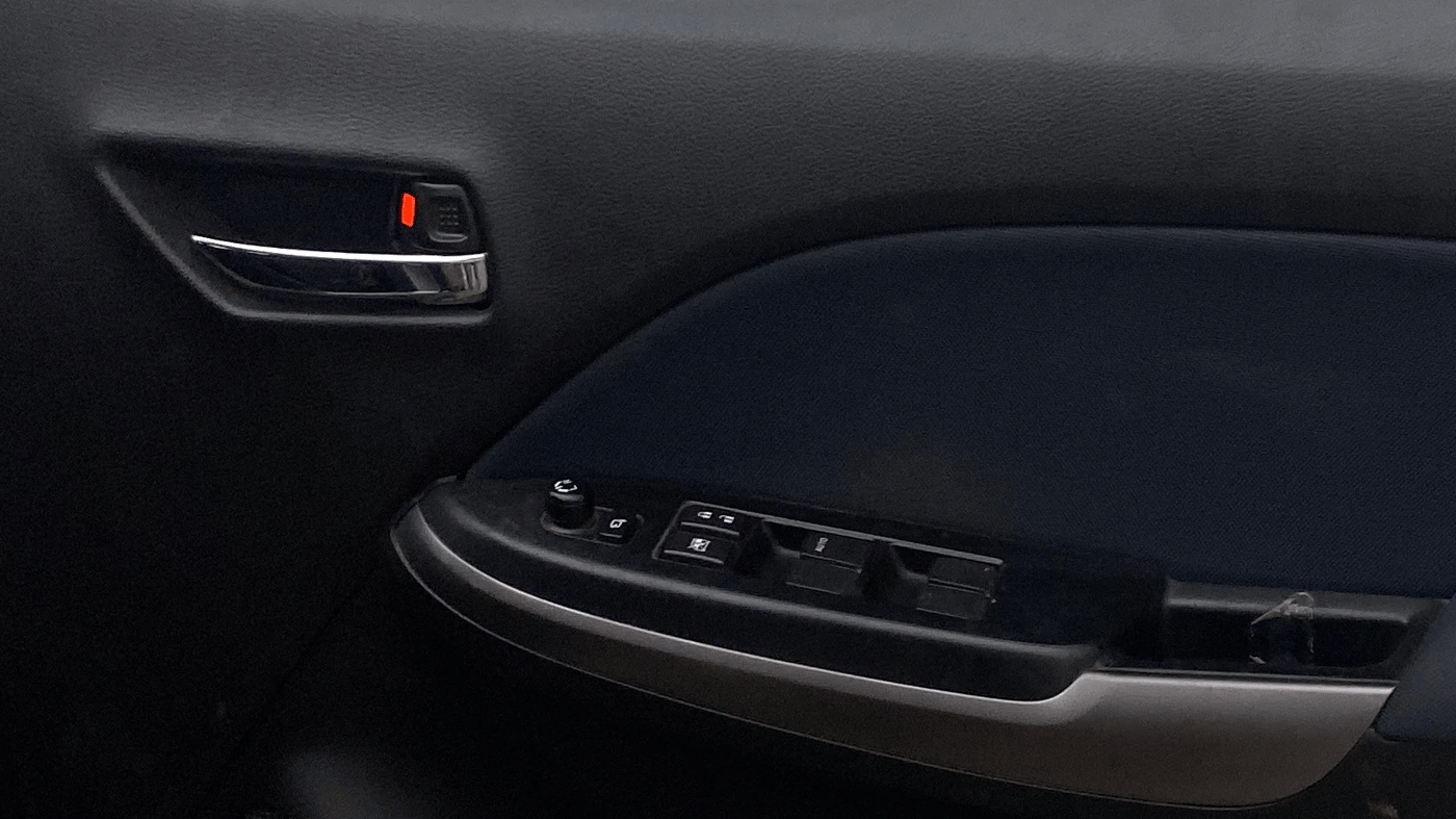 2021 Maruti Baleno ZETA PETROL 1.2, Petrol, Manual, 61,273 km, Driver Side Door Panels Control