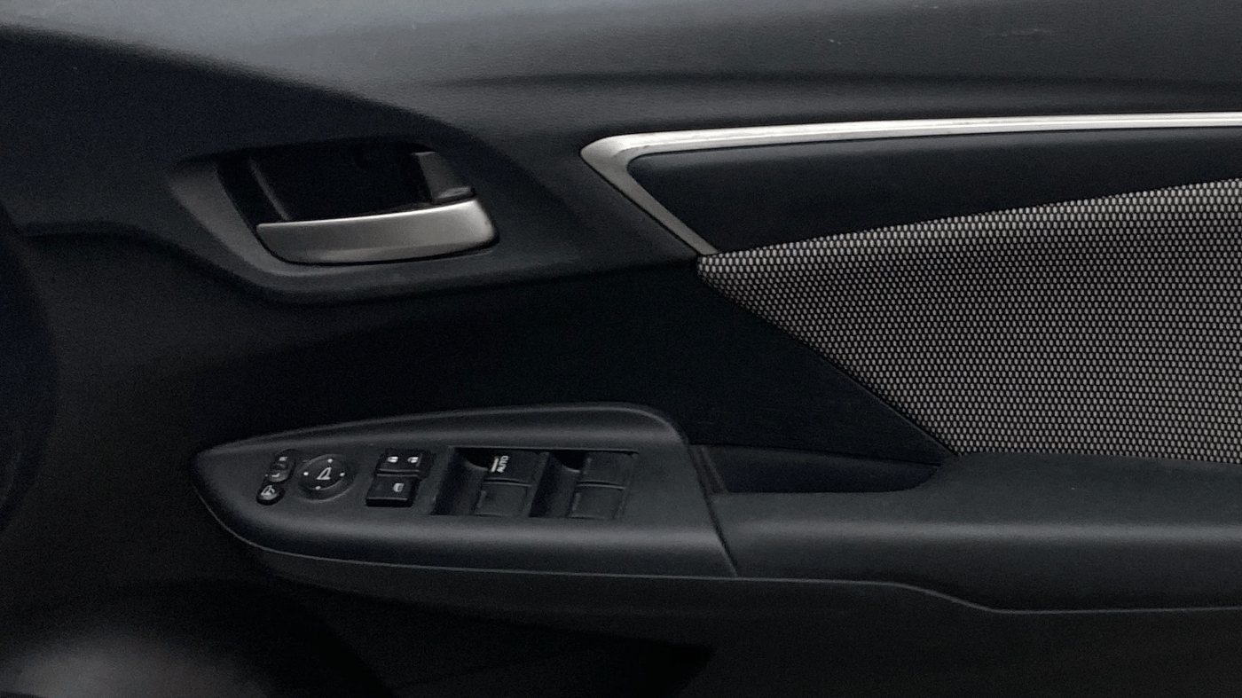 2019 Honda WR-V 1.2L I-VTEC VX MT, Petrol, Manual, 33,337 km, Driver Side Door Panels Control