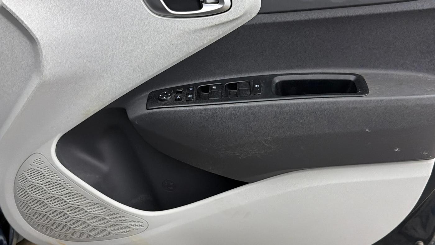 2021 Hyundai GRAND I10 NIOS SPORTZ 1.2 KAPPA VTVT CNG, CNG, Manual, 82,280 km, Driver Side Door Panels Control