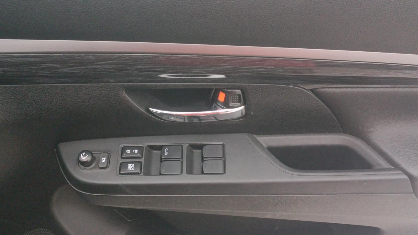 2022 Maruti XL6 ALPHA MT, Petrol, Manual, 47,450 km, Driver Side Door Panels Control