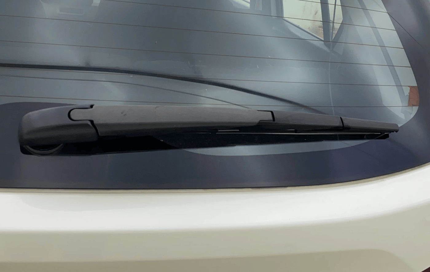 2017 Maruti IGNIS ZETA 1.2 AMT, Petrol, Automatic, 37,403 km, Rear Wiper