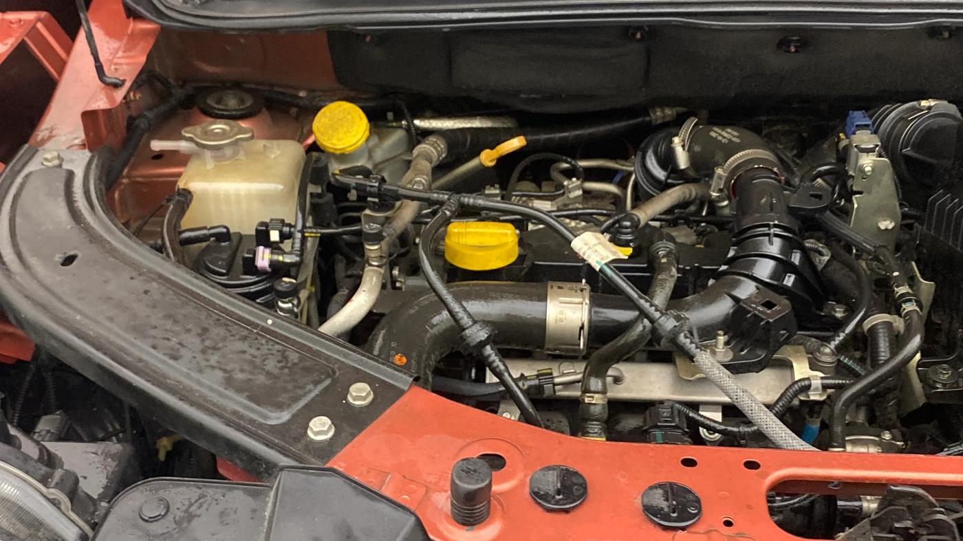 2021 Renault Kiger RXZ TURBO CVT DUAL TONE, Petrol, Automatic, 53,946 km, Engine View - Right