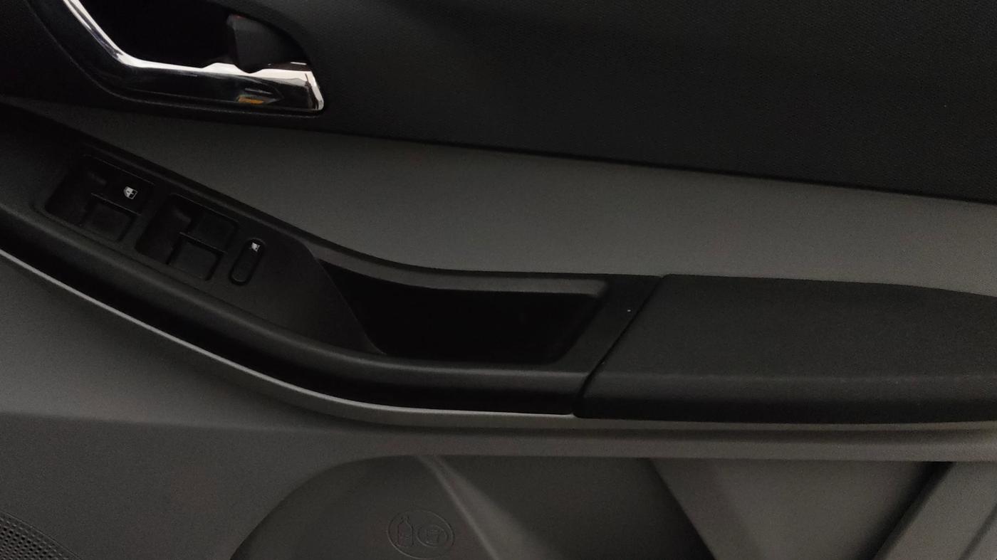 2021 Tata Tiago XZA PLUS PETROL, Petrol, Automatic, 5,899 km, Driver Side Door Panels Control