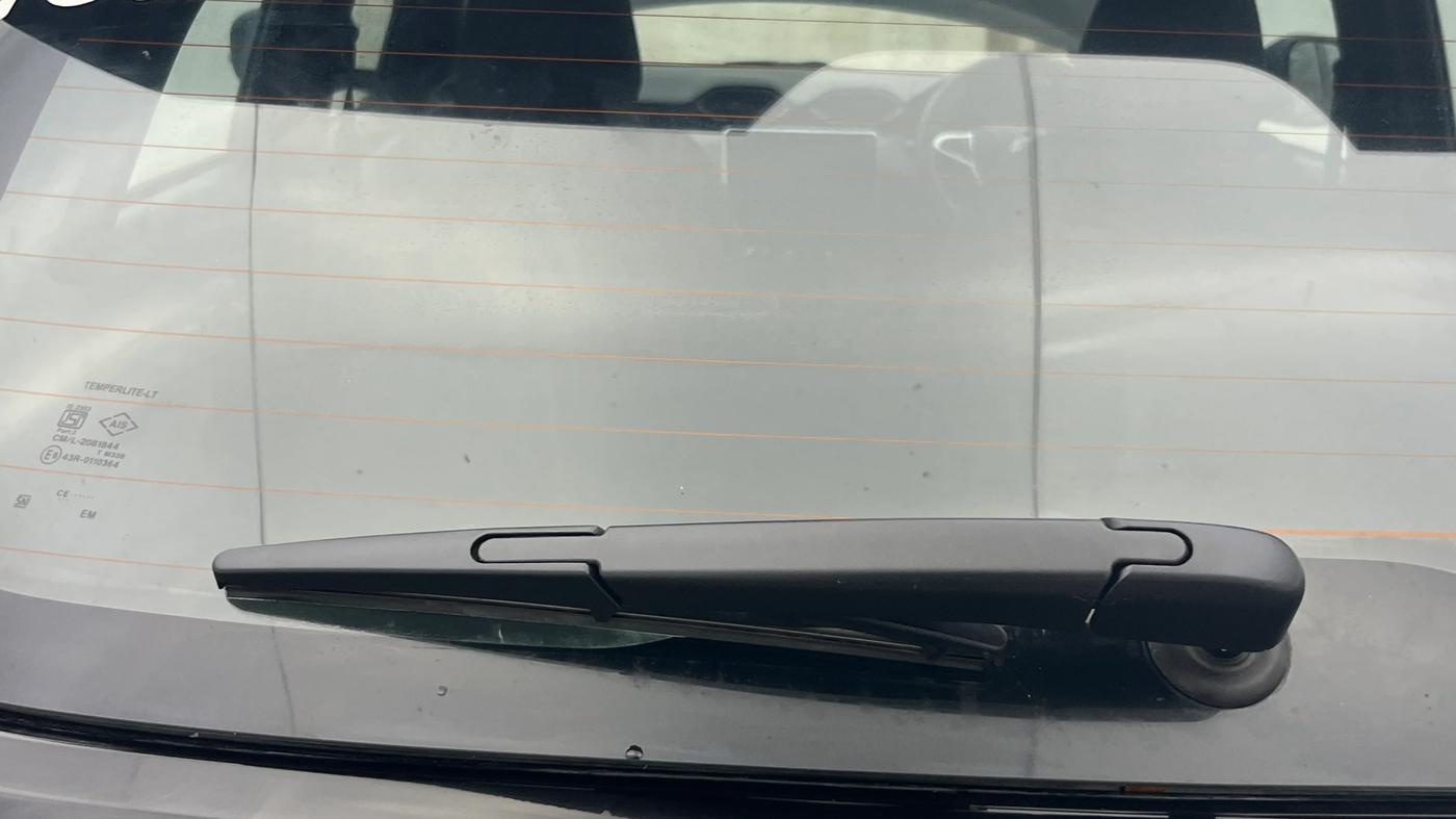 2024 Nissan MAGNITE N-Connecta B4D 1.0 Petrol MT, Petrol, Manual, 15,786 km, Rear Wiper
