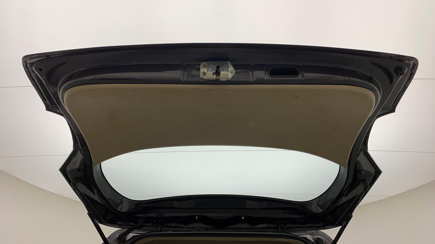 2016 Maruti Ertiga VXI, Petrol, Manual, 86,518 km, Boot Door Open