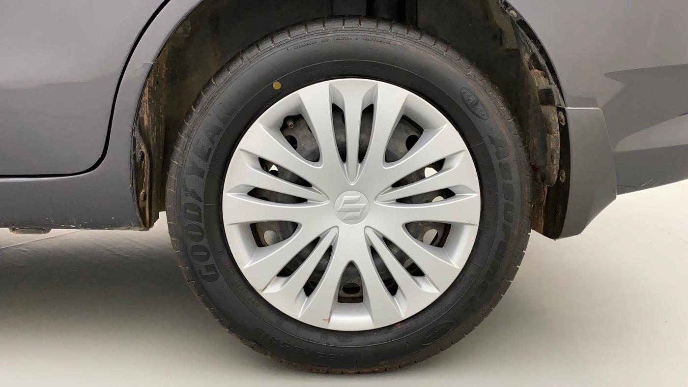 2016 Maruti Ertiga VXI, Petrol, Manual, 86,518 km, Left Rear Wheel