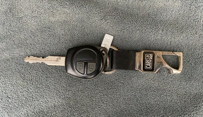 2016 Maruti Ertiga VXI, Petrol, Manual, 86,518 km, Key Close Up