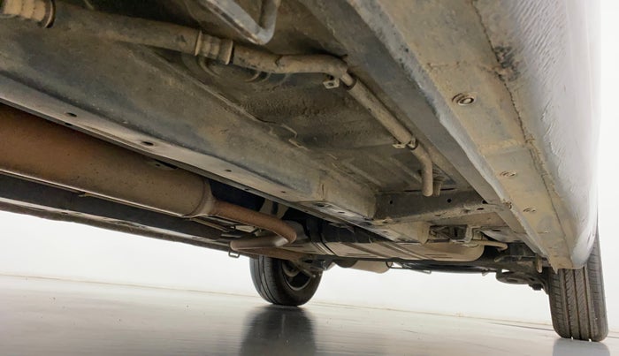 2016 Maruti Ertiga VXI, Petrol, Manual, 86,518 km, Right Side Underbody