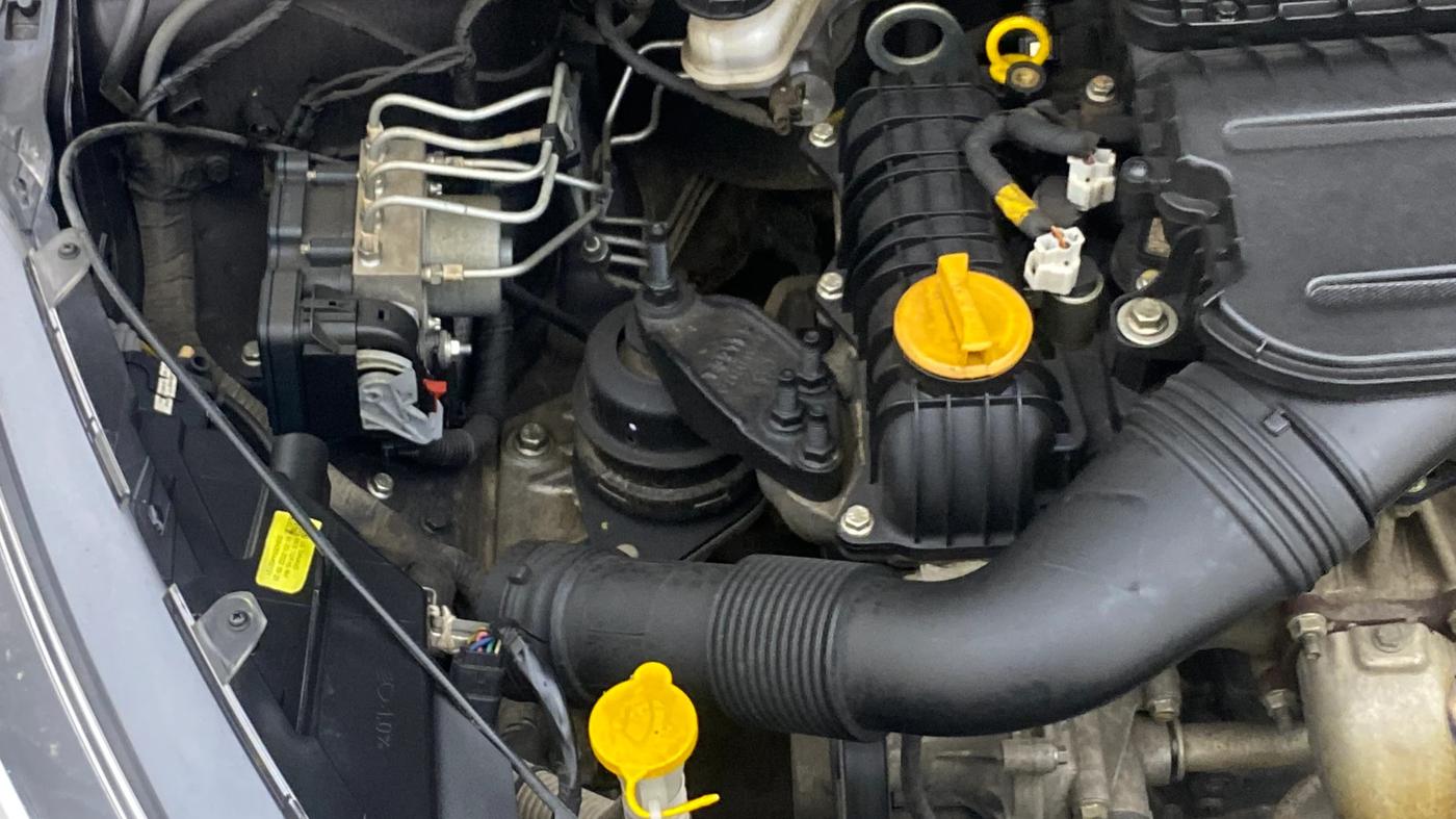 2022 Tata Tiago XZ PLUS PETROL, Petrol, Manual, 45,290 km, Engine View - Right