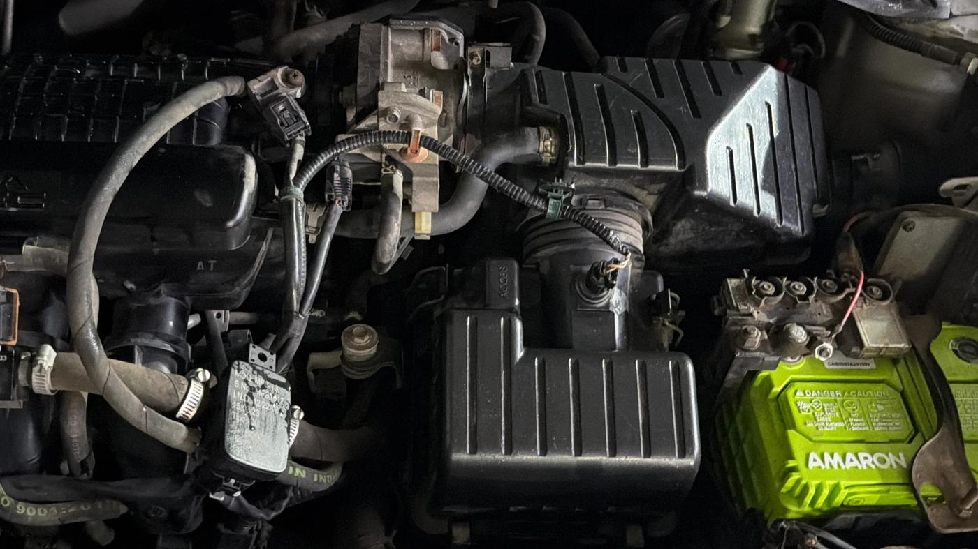 2014 Honda Brio VX AT, CNG, Automatic, 40,556 km, Engine View - Left