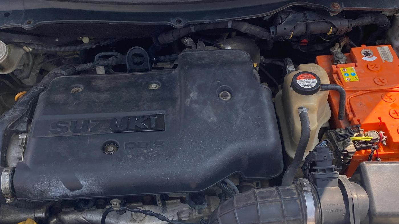 2014 Maruti Swift Dzire VDI, Diesel, Manual, 76,248 km, Engine View
