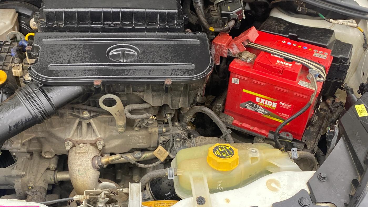 2023 Tata Tiago XZ PLUS CNG, CNG, Manual, 17,118 km, Engine View - Left
