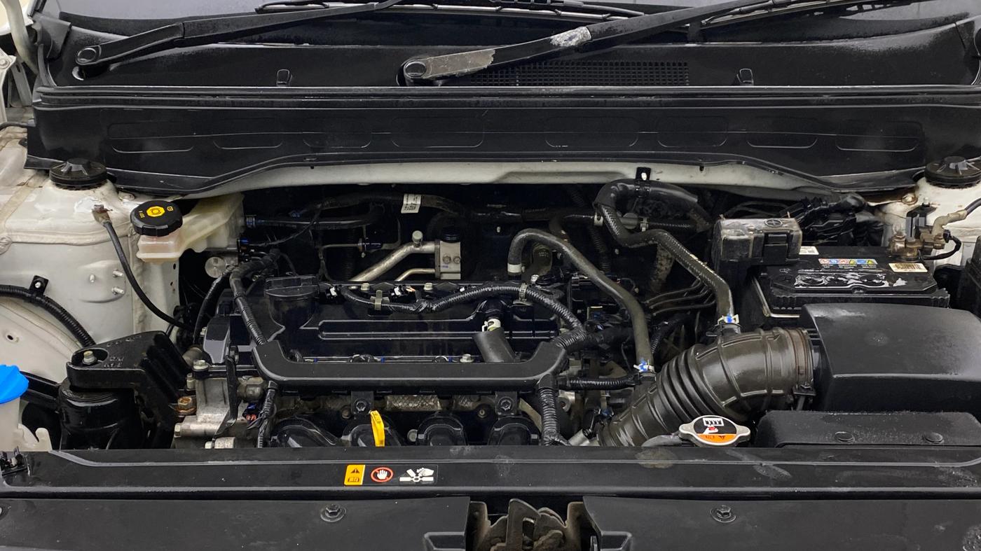 2022 Hyundai VENUE S 1.2, Petrol, Manual, 49,992 km, Engine View