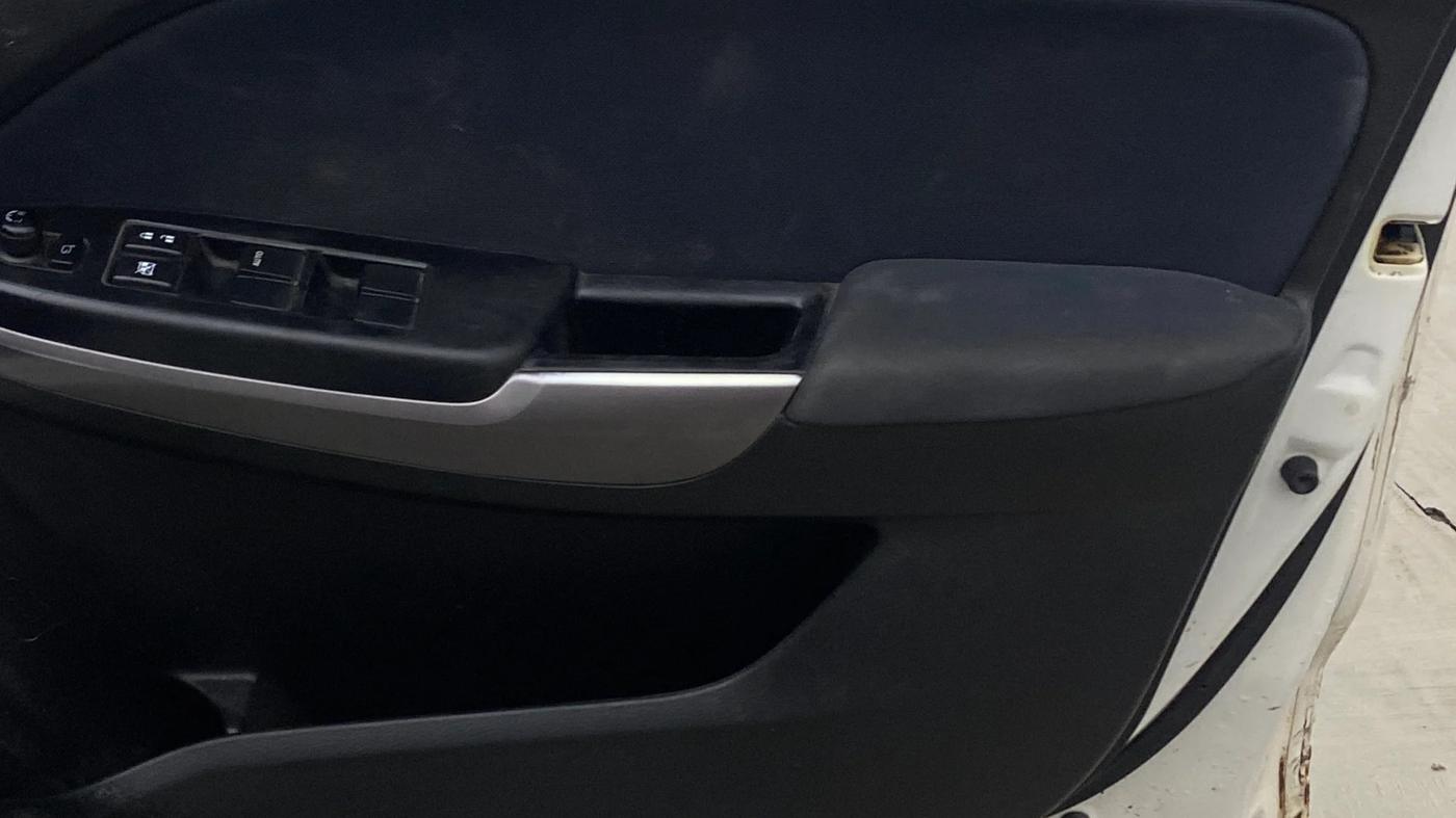 2021 Maruti Baleno ZETA PETROL 1.2, Petrol, Manual, 83,706 km, Driver Side Door Panels Control